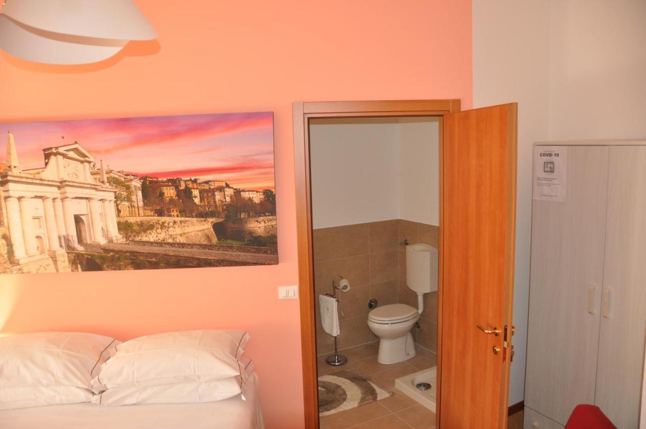 Citywalls Guest House Бергамо Экстерьер фото