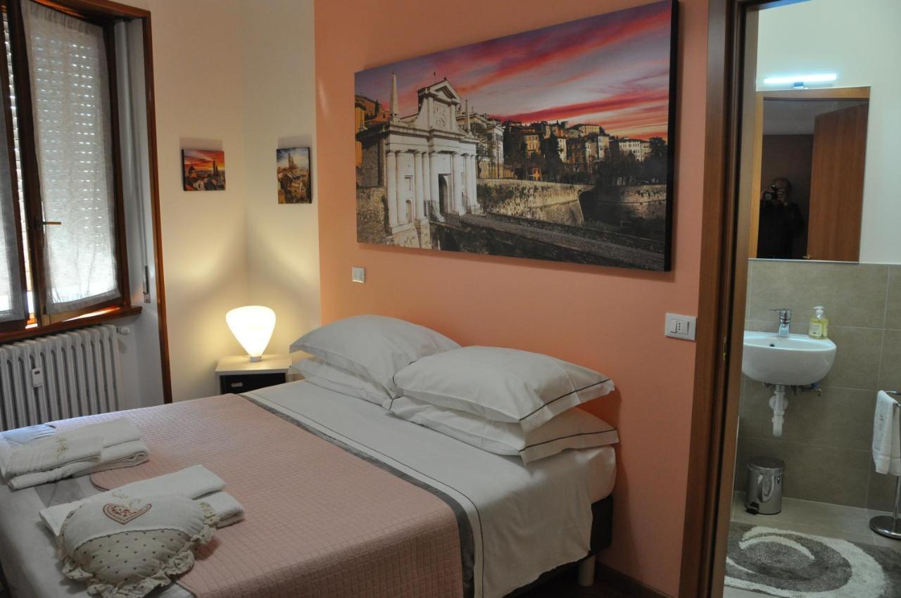 Citywalls Guest House Бергамо Экстерьер фото