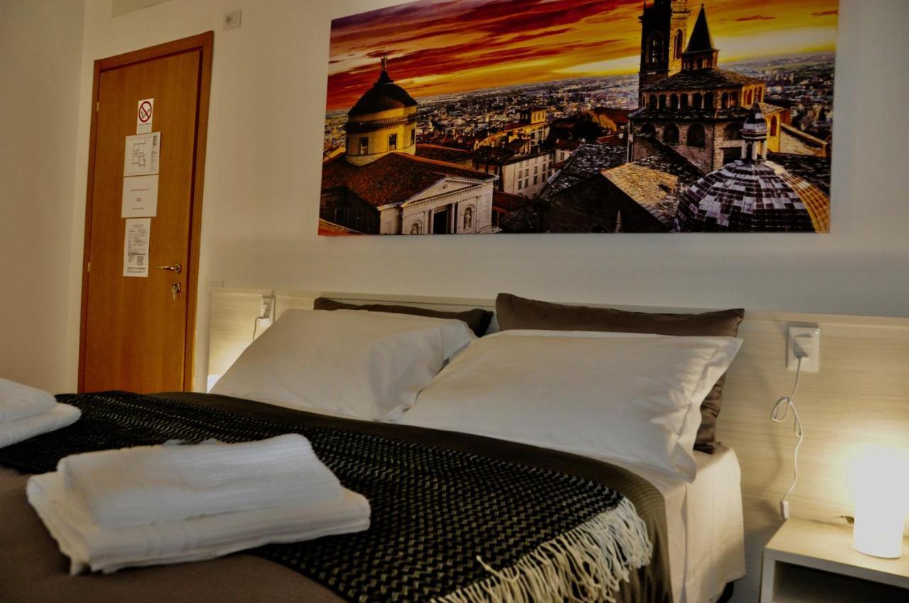 Citywalls Guest House Бергамо Экстерьер фото